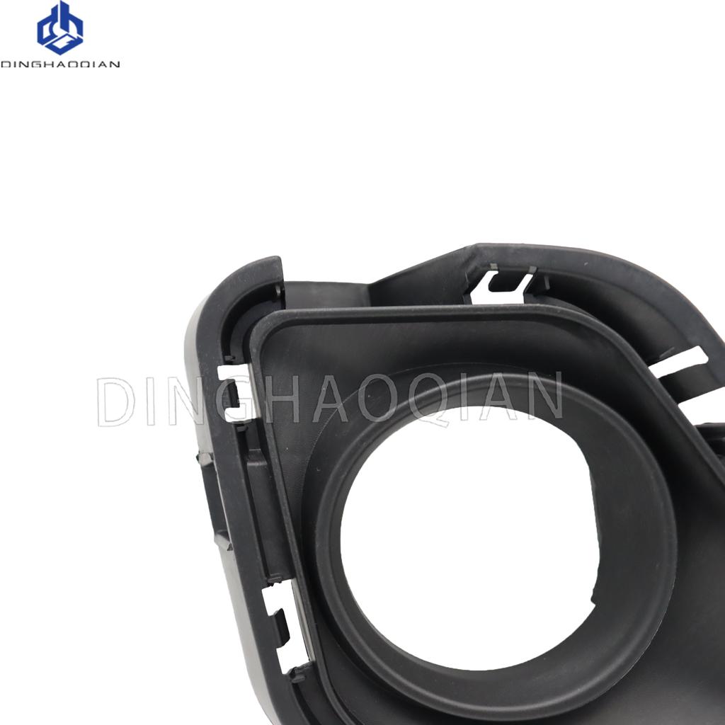 Car Front Fog Light Cover Lower Bumper Foglight Hole Grilles Bezel Fit  For Toyota Ractis Verso 2010 2011 2012-2014