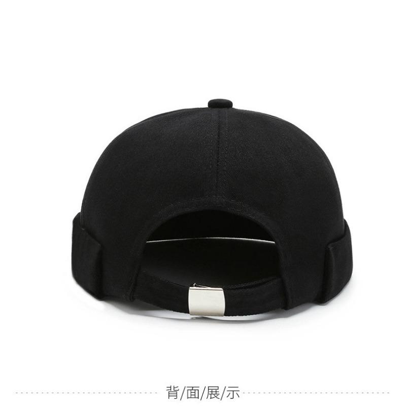 Hip-hop hats for men and women, breathable fashion cotton yuppie landlord solid color street beanless melon fur hat