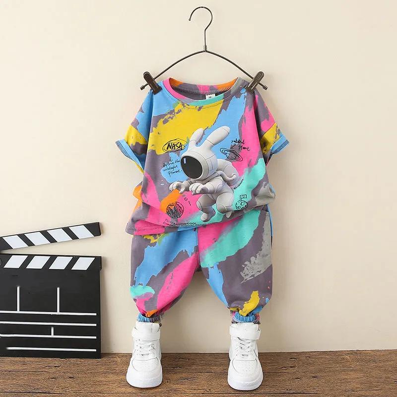 

Летний красивый комплект для мальчиков из маленьких детей, футболка с круглым вырезом и короткими рукавами + брюки, повседневный спортивный комплект из двух предметов 90