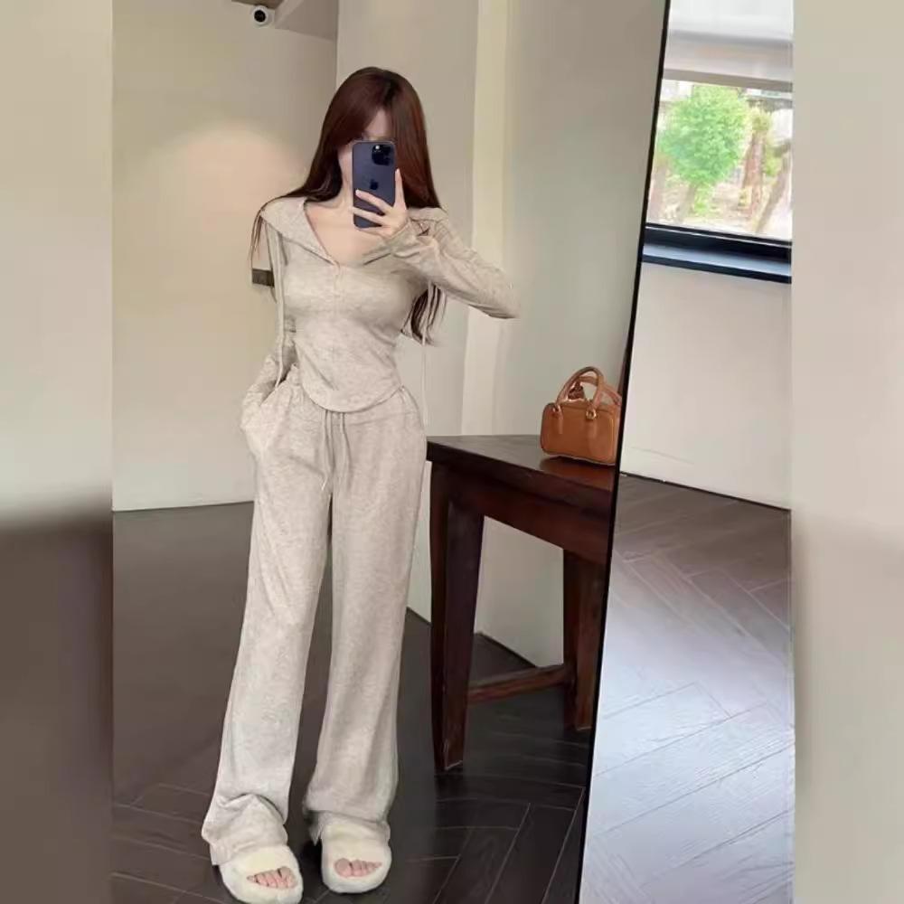 Sports and Casual Hooded Sweatshirt Set for Women, Autumn French Simple Top, Wide-leg Trousers Two-piece Set