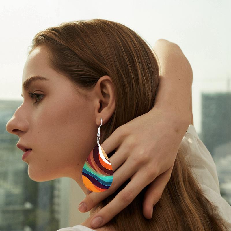 2 Pairs Unique Abstract Multicolor PU Leather Earrings Fashion Earrings Lightweight & Trendy for Daily Wear Elegant Earrings Party Earrings