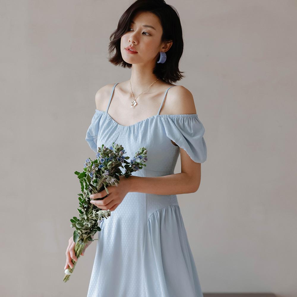 Laengsseon Ls_Off Shoulder Slim Waist Dress