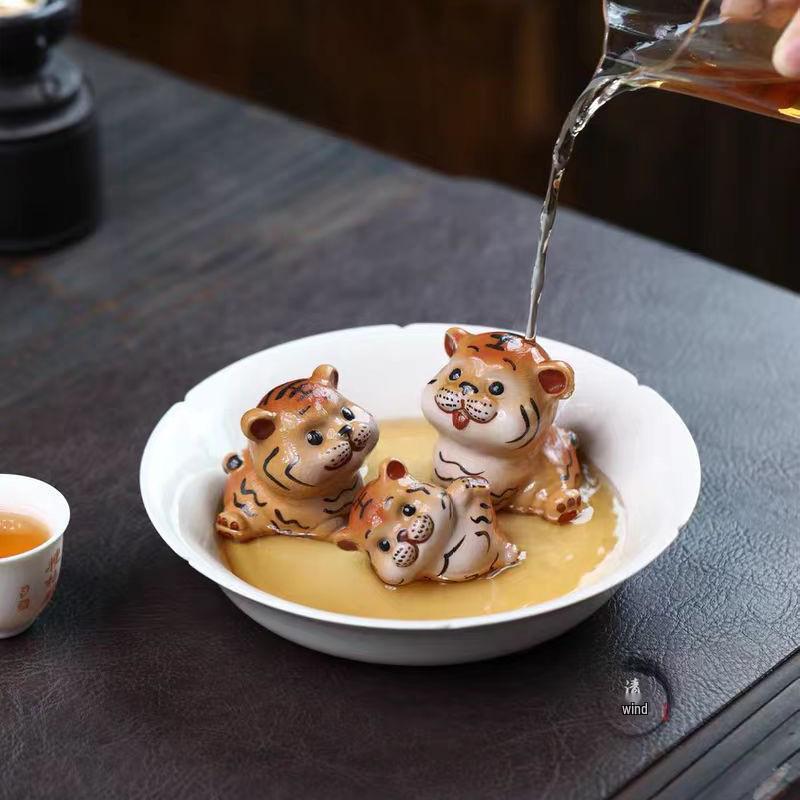 Yixing Zisha Handmade Lucky Zodiac Tiger Tea Pet Ornament