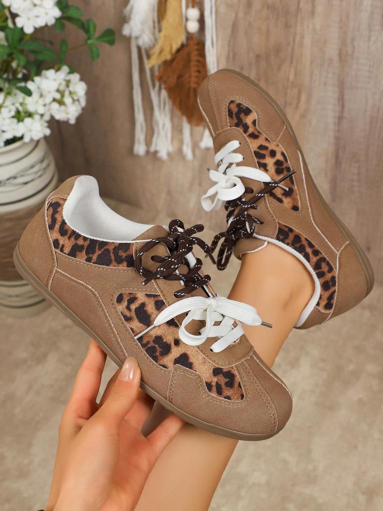 Women's 2025 Spring/Autumn Retro Flat Retro Leopard Print Breathable Casual Shoes with Two-Tone Shoelaces
