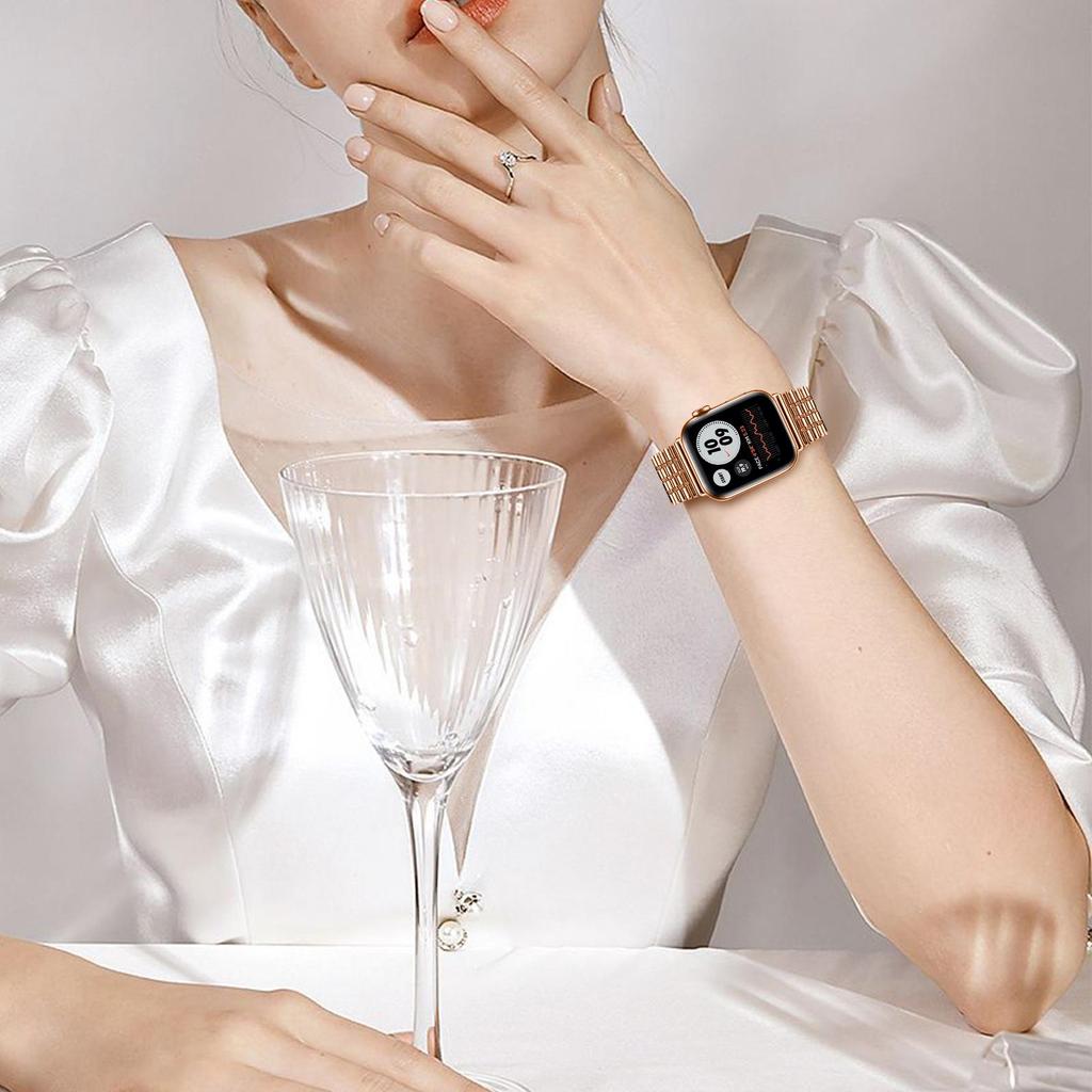 Pasek do zegarka Apple Watch Series 40 mm 42 mm 44 mm 38 mm Luksusowy pasek do zegarka ze stali nierdzewnej do zegarka iWatch Ultra 9 8 7 6 5 4 3 2 1 SE Pasek ze składanym zapięciem 49 mm