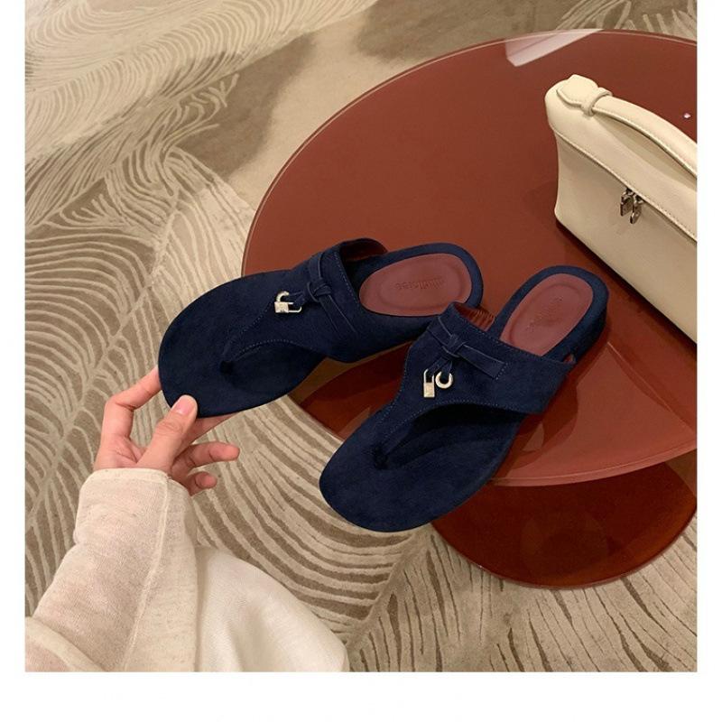 

New models can be worn outside, toe temperament herringbone clip tassel outside wear versatile low heel cool slippers women s spring and summer 35 абрикосовий