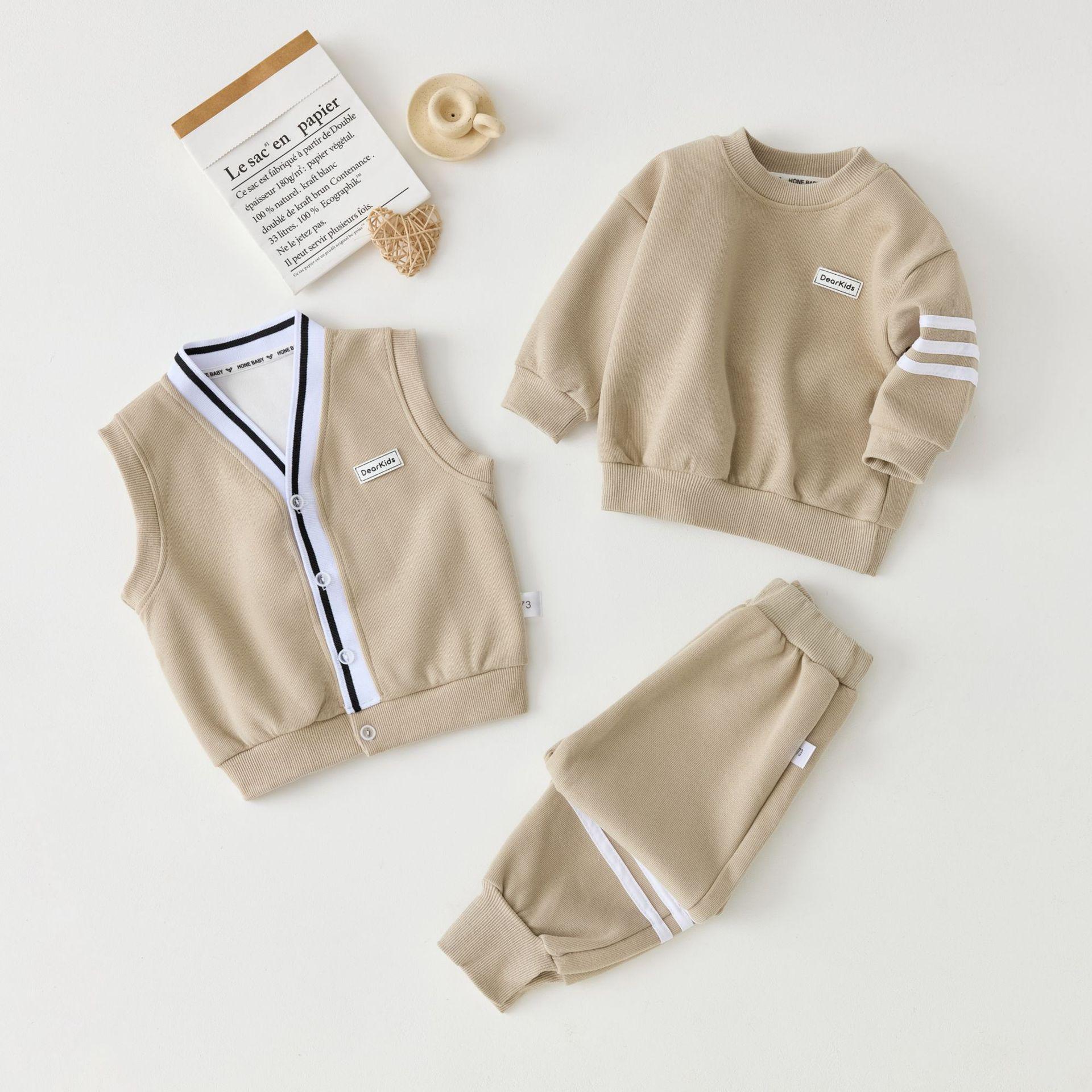 Jungen Frühling & Herbst Langarm Dreiteiliges Sportbekleidungsset für Säuglinge & Kleinkinder 100 cm beige