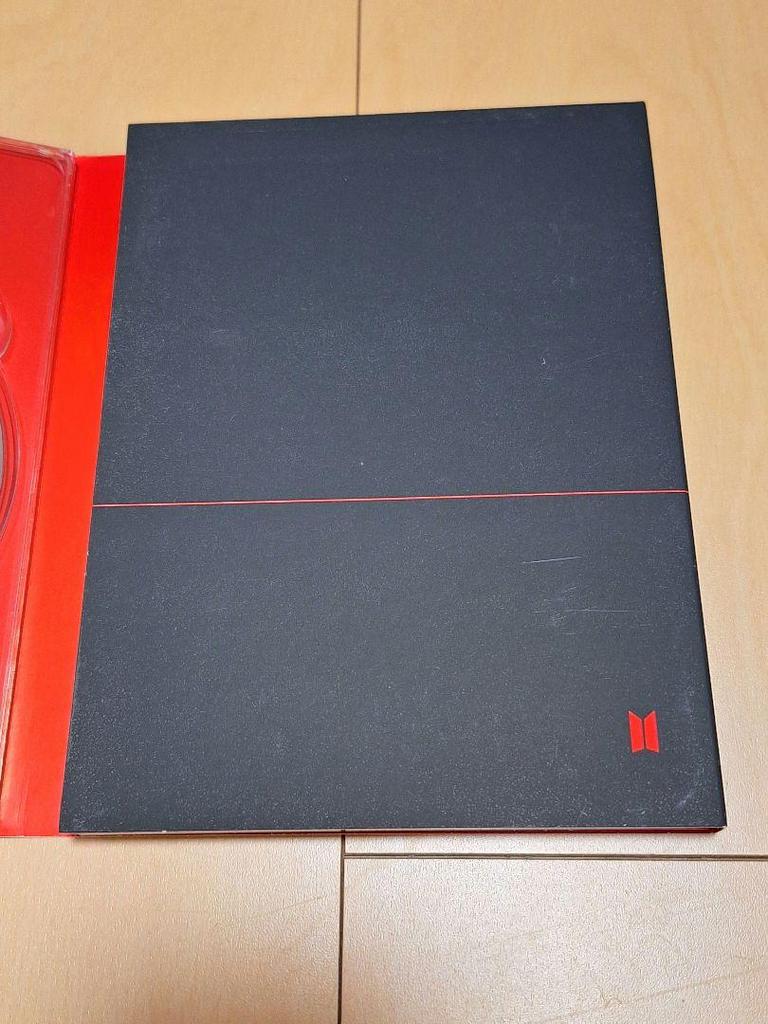 [USED] BTS DVD Blu-ray MAP OF THE SOUL ON:E