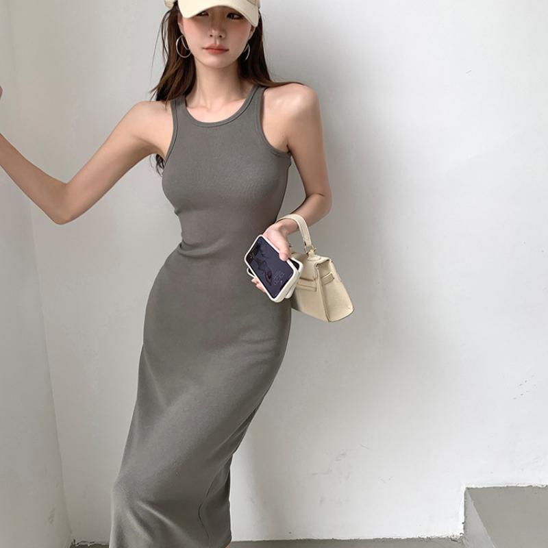 Sommerkleider, sexy, eng, ärmellos, Paket, Hüfte, lange Kleider, süße, würzige Taille, schlanke Neckholder-Tank-Kleider