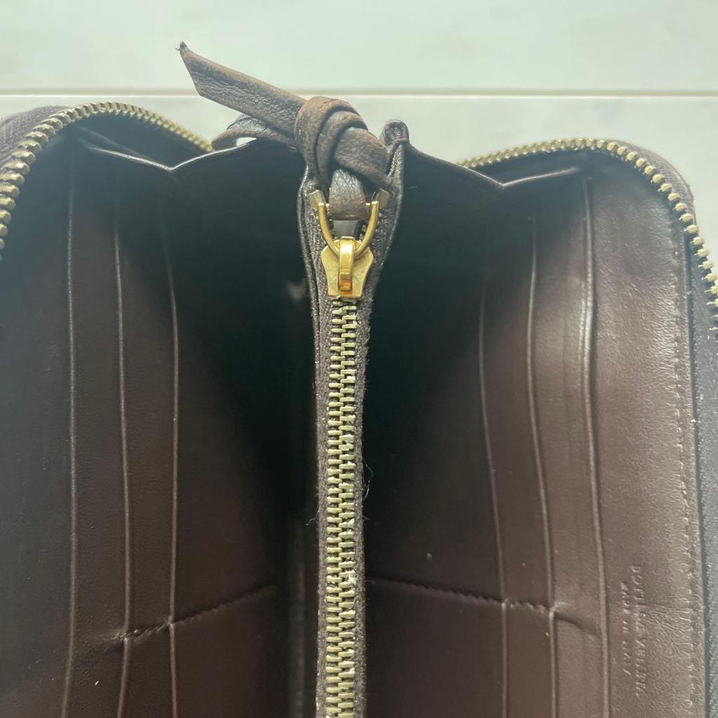 Used Intrecciato round zip long wallet brown