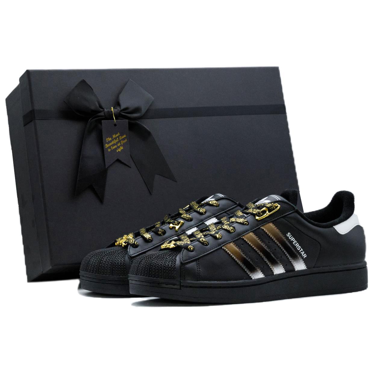 

Adidas Originals Superstar 2 Golden Emblem, Obsidian Box Leather Abrasion Resistant Height Increasing Balance Low top JI0079(Team919-) 40