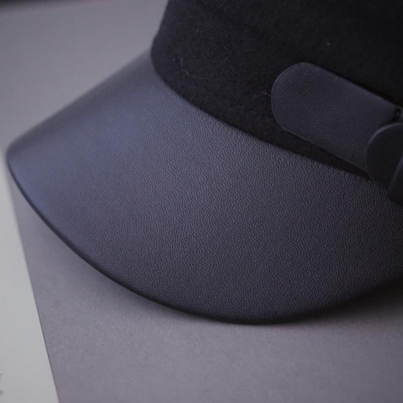 Retro Beret Hat Leather Buckle Painter Hat Warm Octagonal Hat All-match Winter