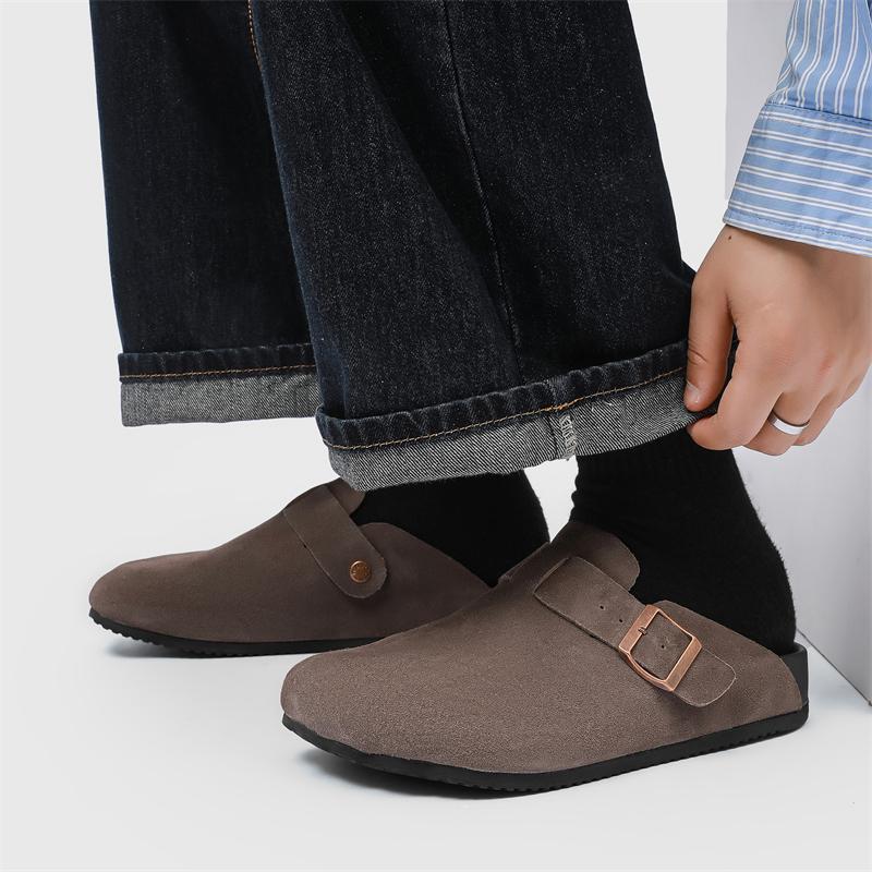 Fashion 2025 New Men's Leather Slippers Soft Comfortable Men's Non-Slip Flats Mens Slip On Shoes Indoor Outdoor Summer Sandals for Men