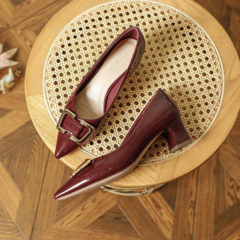 Spring 2025 New Mid-heeled Women's Single Shoes Thick Heel High Heels Patent Leather Red Wedding Shoes Pointed Light Mouth Four-season Shoes