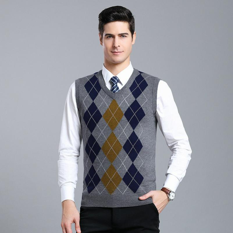 

V-neck Wool Vest, Sleeveless Diamond-shaped Knitted Vest, Sweater, Men s Waistcoat, Gentleman Style, Business Gentleman S сірий