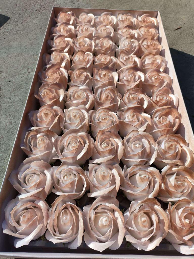 Eisblaue dreilagige Rosen-Seifenblume mit Basisstütze - DIY handgefertigte florale Materialien