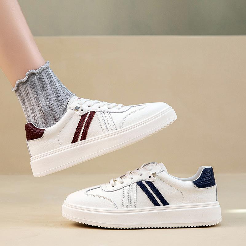 Soft-soled German training shoes women's 2026 spring and autumn new versatile leather platform women's casual sports shoes