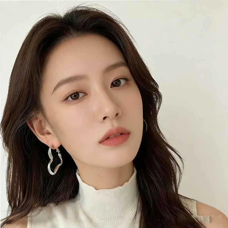 Серьги-кольца «Сладкое и пряное сердце» - Элегантный, Уникальный, Высококлассный дизайн ювелирных изделий