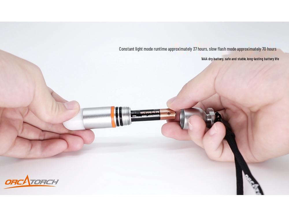 SD01 Waterproof Flashing Dive & Camping Signal Light