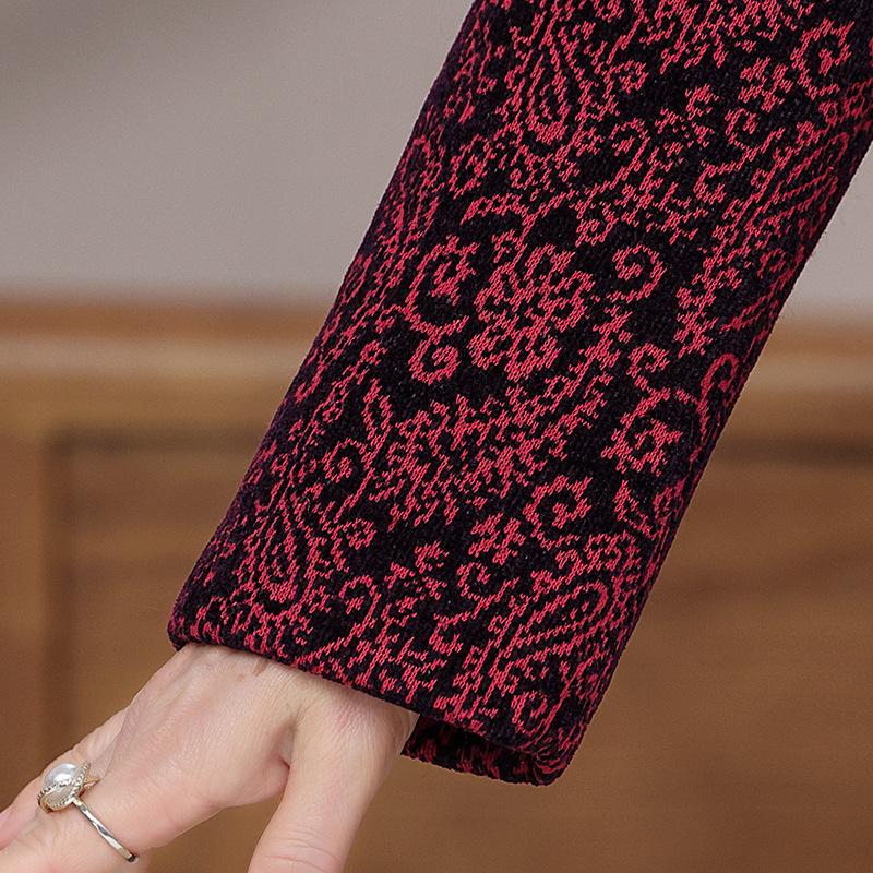 Grandma's Fashionable Lapel Top for Spring & Autumn