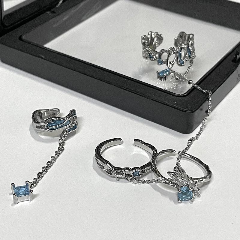 Irregular French Pleated Oil Drip Chain Niche Design Ring Female Personality Blue Fishtail Zir*****Pen Ring