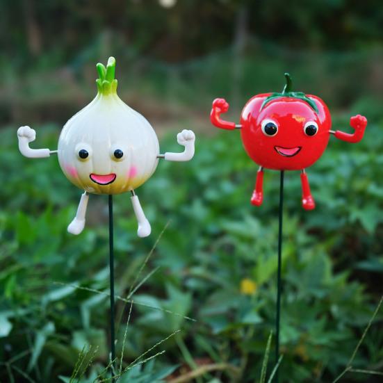Decorative Metal Stakes Cute Cartoon Vegetables Resin Garden Stake, Funny Vegetable Character Figurine Yard Decor, Creative Whimsical Outdoor