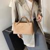 Fashion casual tote bag women's autumn and winter new retro large-capacity shoulder bag textured underarm bag