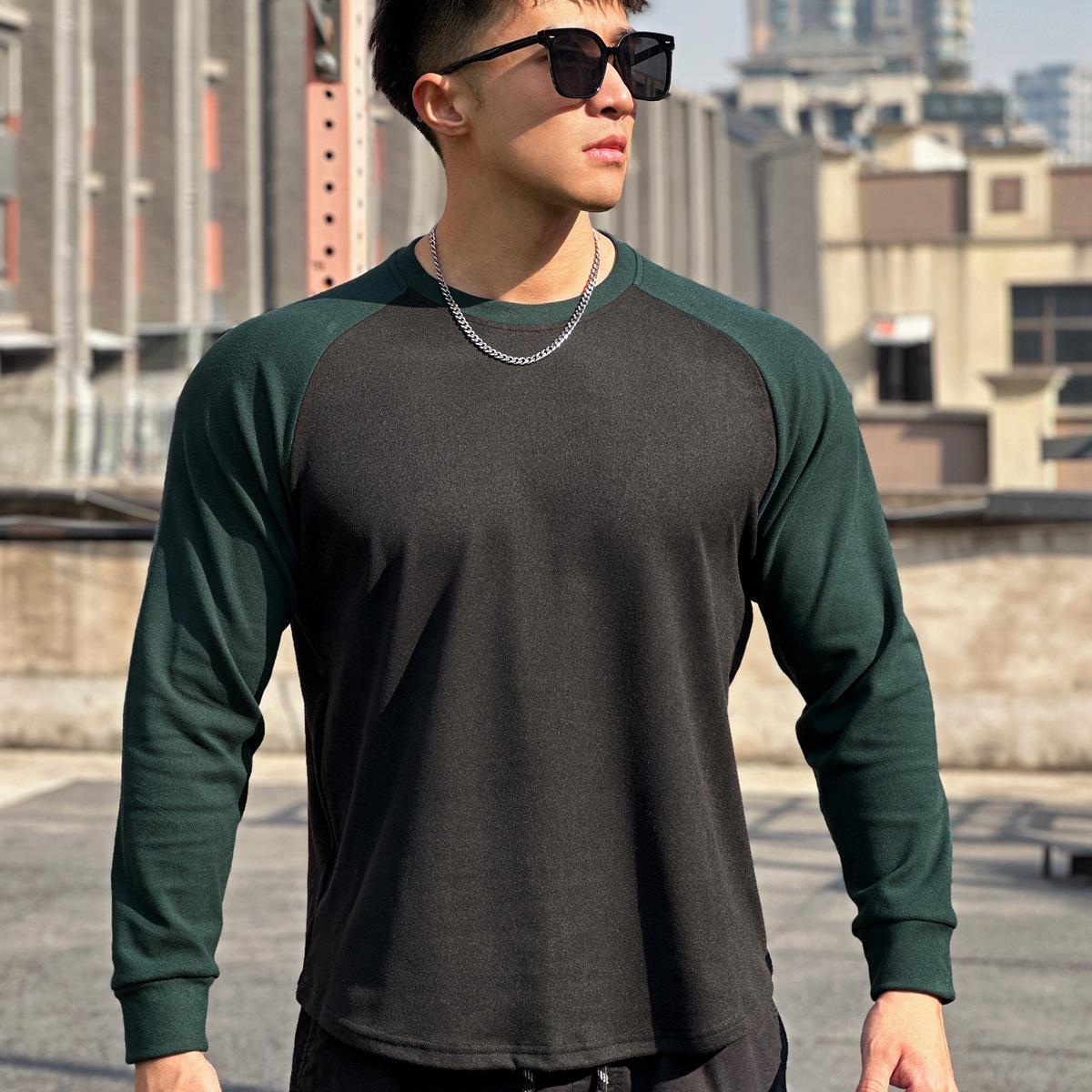 

Осенний спортивный пуловер: Европейский крой, двухсторонний бархат, длинный рукав для бега. Medium