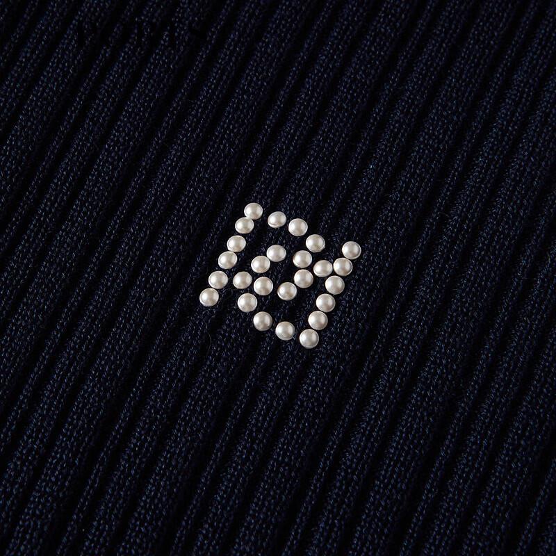 PORTS Women's Round Neck Long Sleeve Knit Sweater