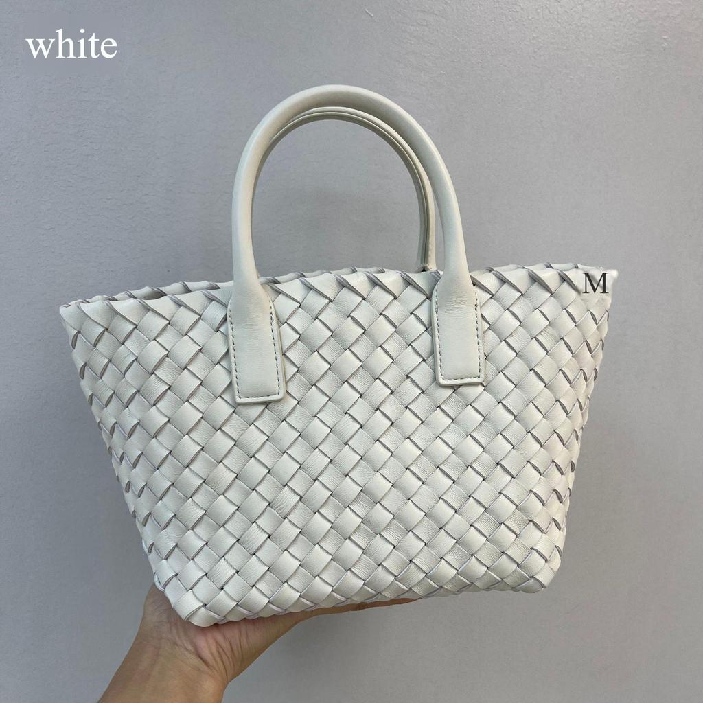 Hand Woven Mini Double-sided Pure Sheepskin Vegetable Basket Women's Bag Large Capacity Carrying Crossbody Bag Commuting Tote Bag