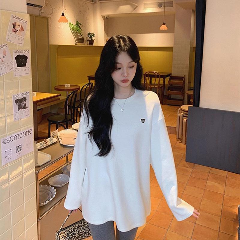 

Warm Fluffy Brushed Loose Mid-length Round Neck T-shirt for Women - Perfect as Base Layer or Standalone for Autumn/Winter. L (120-140 jin) белый