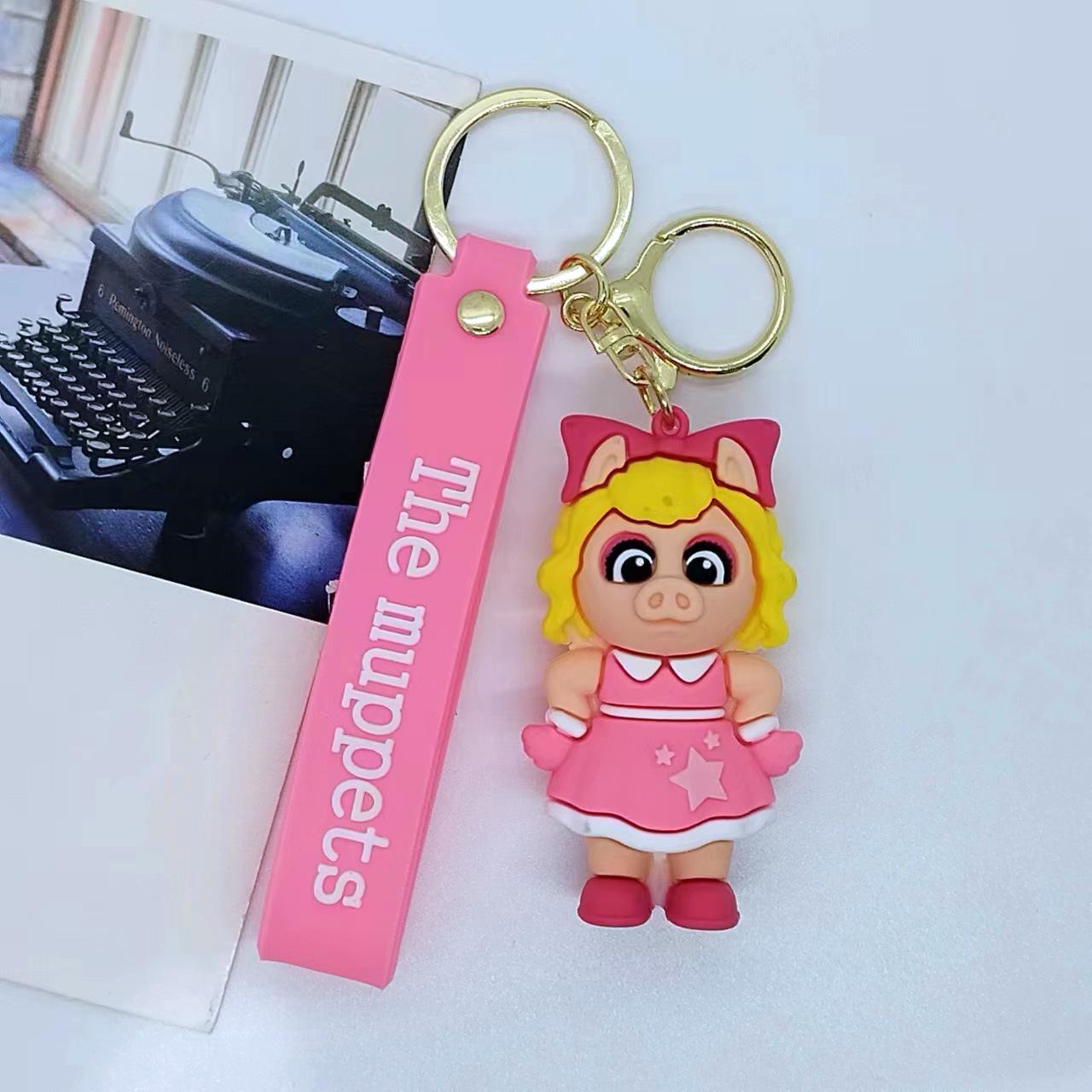 

Creative Cartoon Muppet Adventures Cute Comey Frog Miss Piggy Fuzzy Bear Walter key chain for men and women pendant gifts