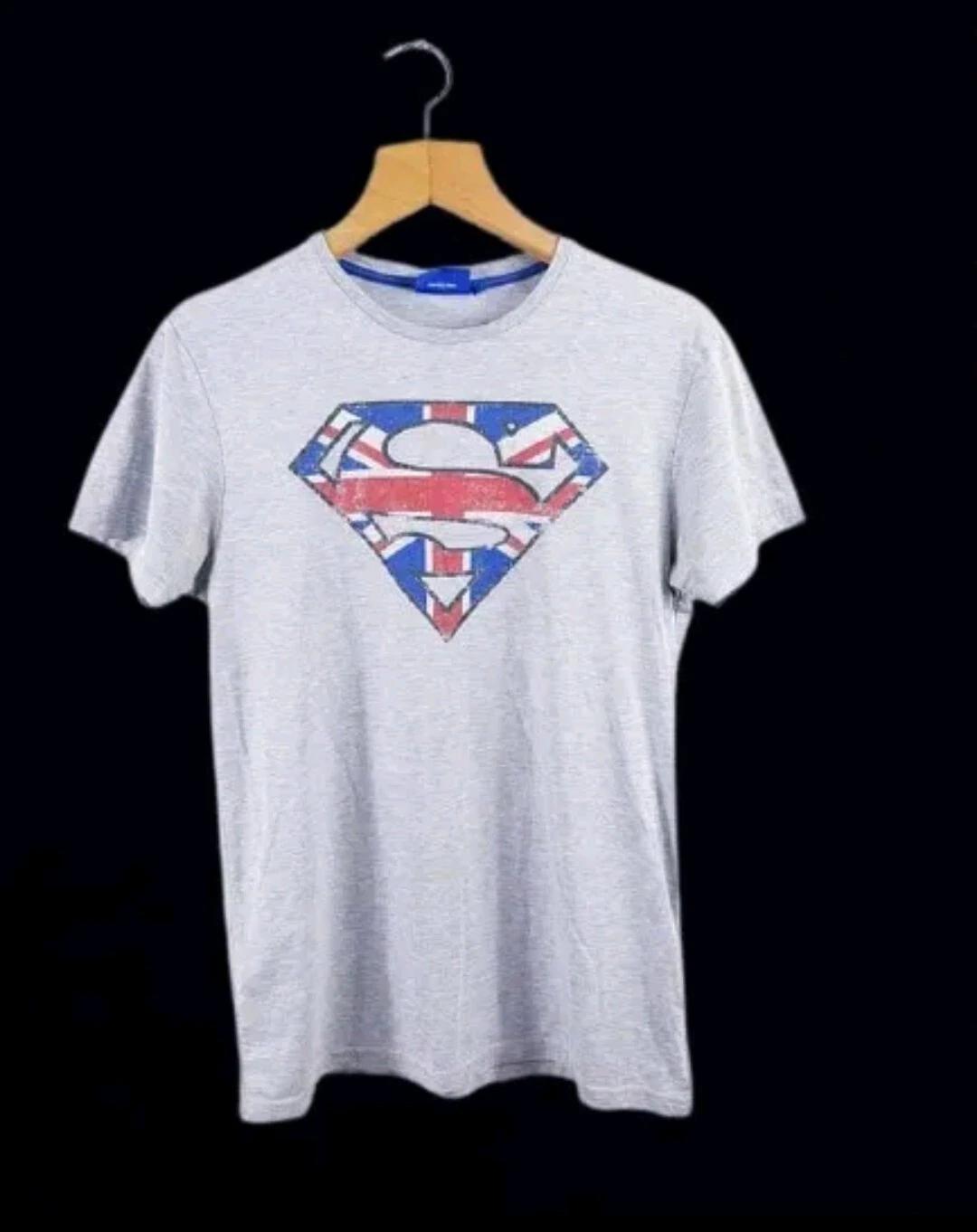MEN S SMALL SUPERMAN T shirt M