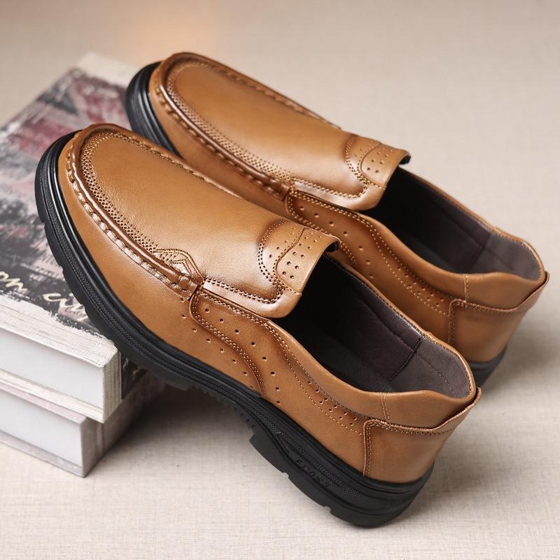 Fashion Fashion Casual Cow Leather Loafers for Men Spring Autumn Soft-soled New Designer Men's Shoes Solid Color Driving Shoes Male