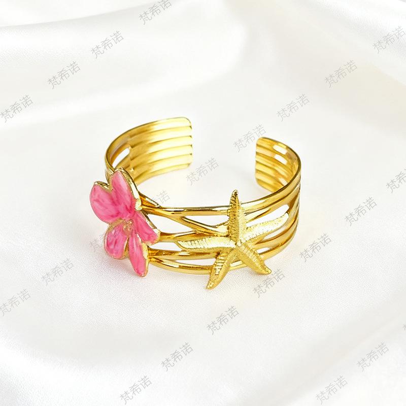 Elegant Women's Stainless Steel Hollow Bracelet - Luxury Feel