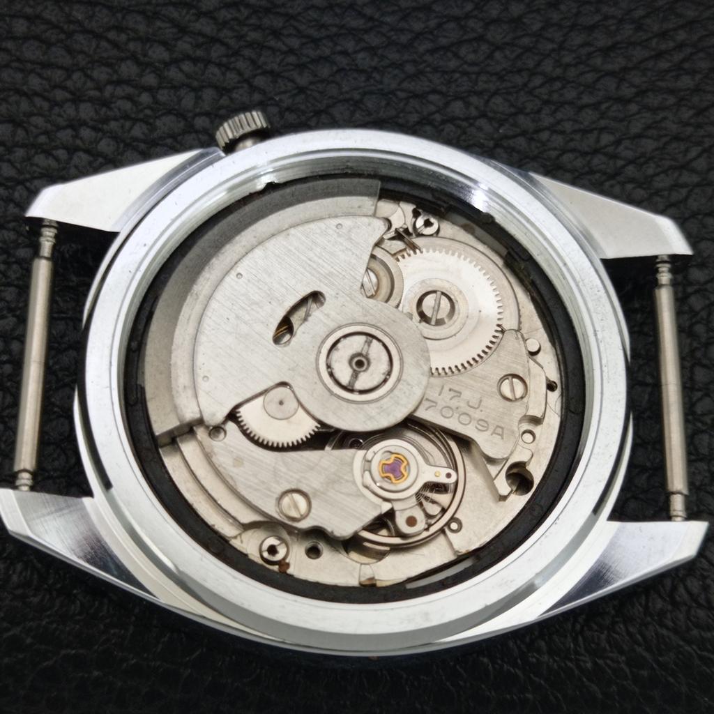 VINTAGE REFURBISHED SEIKO 5 AUTOMATIC JAPAN MENS SILVER DIAL WATCH a708575-1