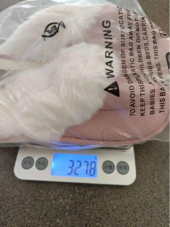 Men's and Women's Fluffy Winter Slippers: Non-slip, Warm, Soft Sole, Plus Velvet Cotton for Home