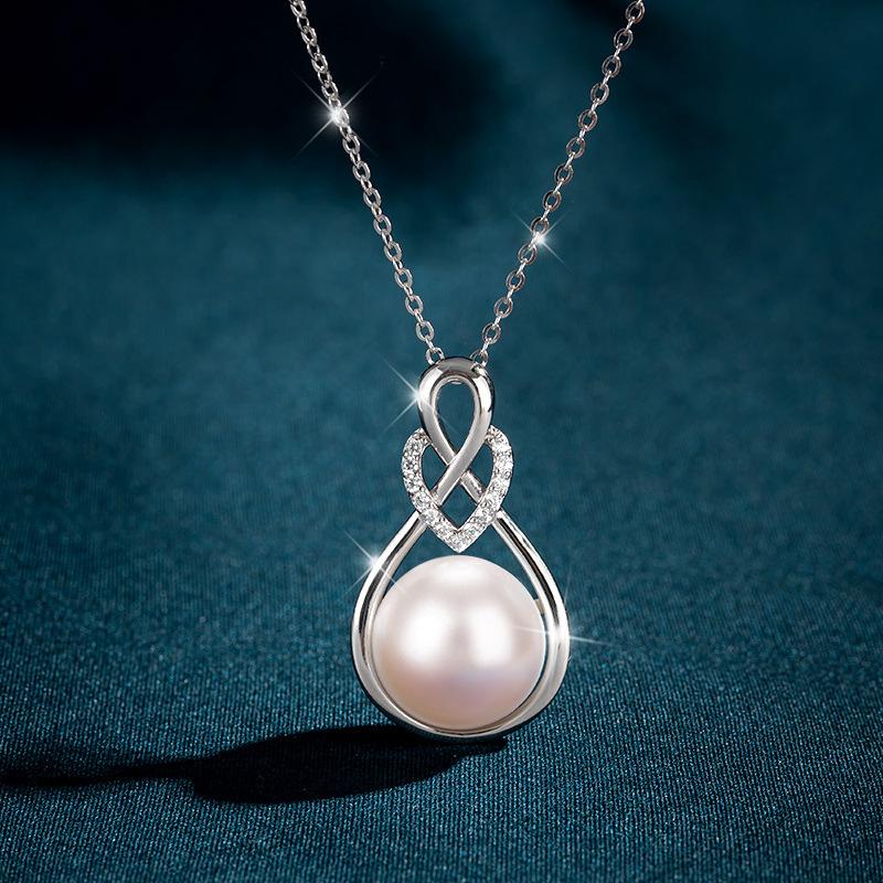 Women Simple Light Luxury Pearl Pendant Clavicle Necklace Gift