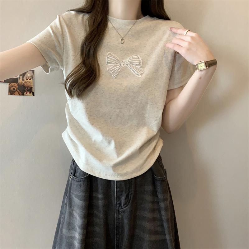 

Женская летняя вышитая футболка Slim Fit с талией и складками по бокам, корейский стиль, круглый вырез, универсальный хлопковый верх Medium