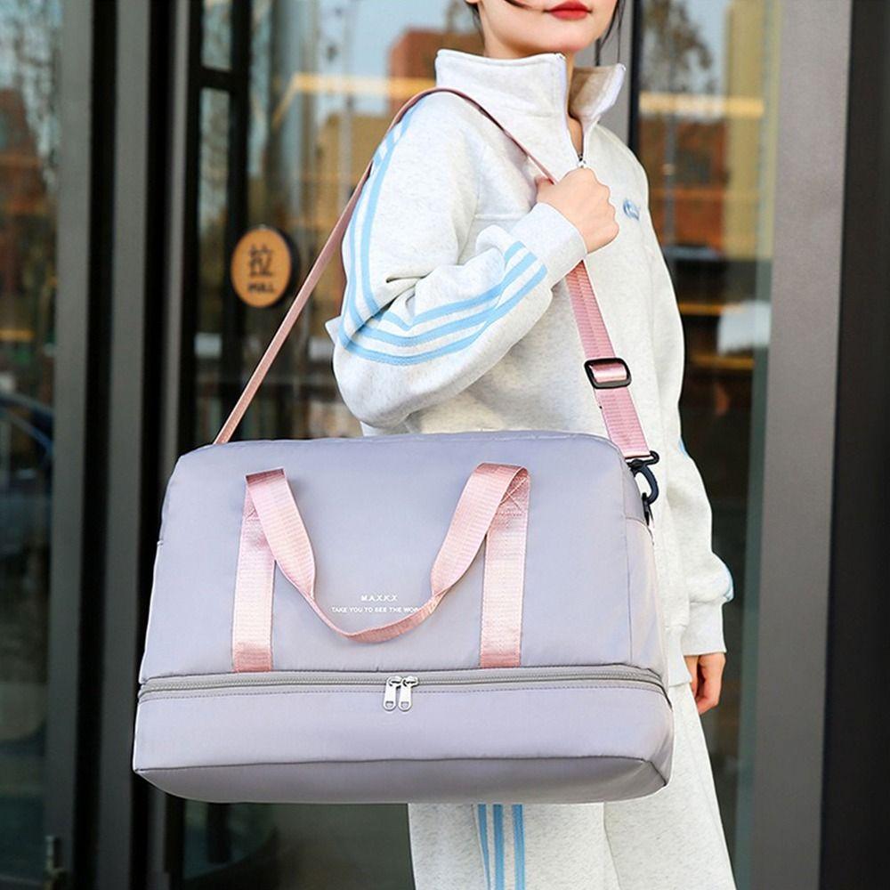 Large Capacity Sports Bag Adjustable Shoulder Strap Dry and Wet Gym Bag Multifunctional Solid Color Duffle Bag Weekend Use