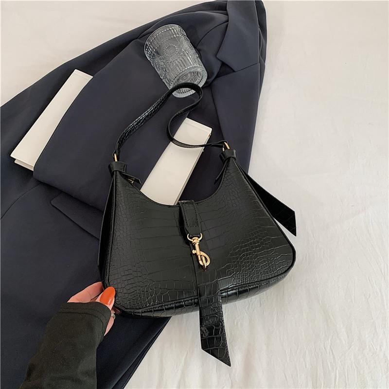 Stylish Trendy Casual Shoulder Bag Fashionable Chic Retro Handbag For Women