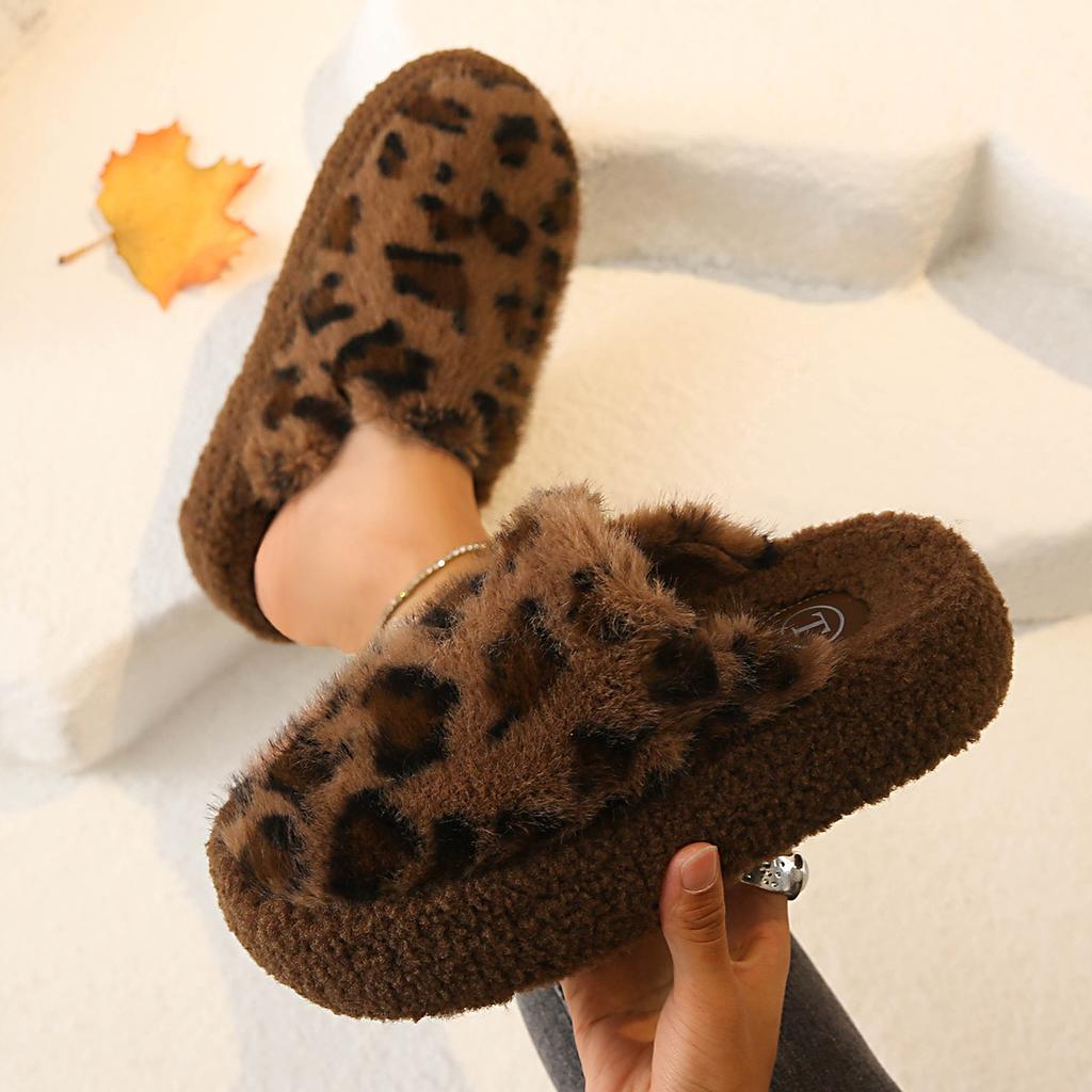 Plus Size Shoes for Women 35-42 Winter Short Plush Warm Slip on  Platform Wedges Comfortable Non-slip House Slippers Women Shoes