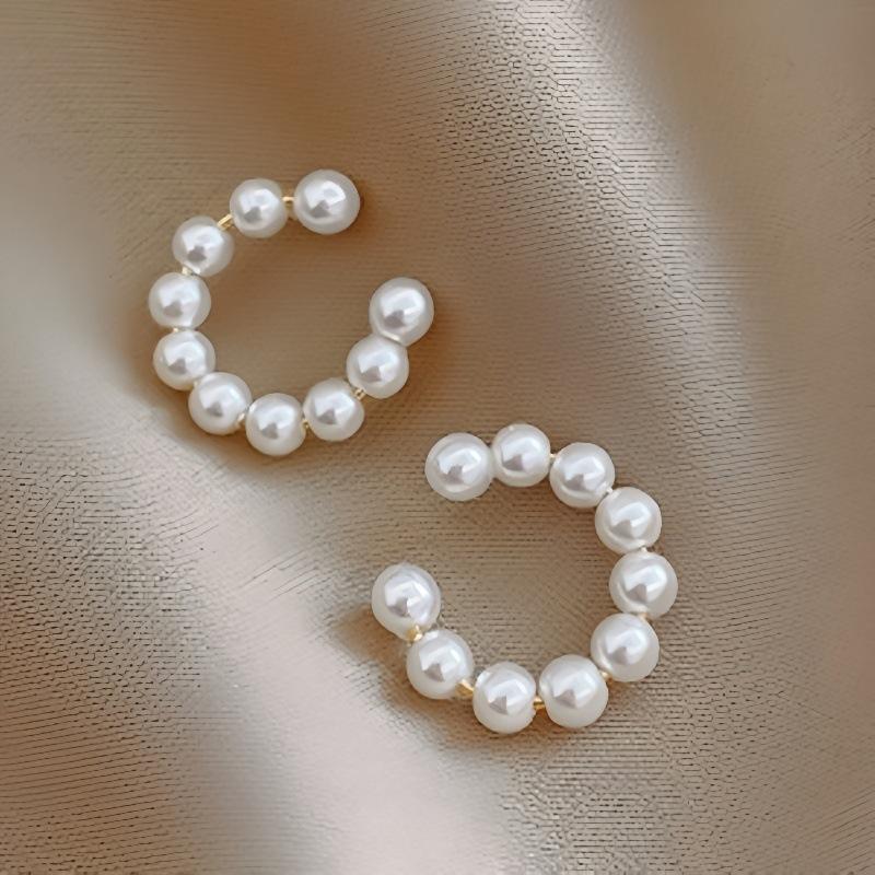 Minimalistická perla, C-tvarovaná náušnice klips bez trnů nebo piercingu, Dámský módní šperk klips na ucho