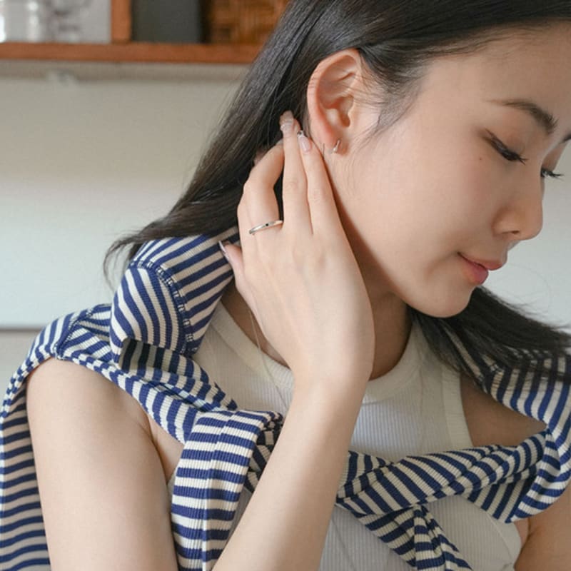 modernlike 14k gold-filled silver wave square earrings