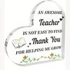 1pc Heart-Shaped Teacher's Day Gift - Acrylic Award with 'An Amazing Teacher Is Not Easy to Find' Message, Graduation/ End of Year/ Christmas Present 