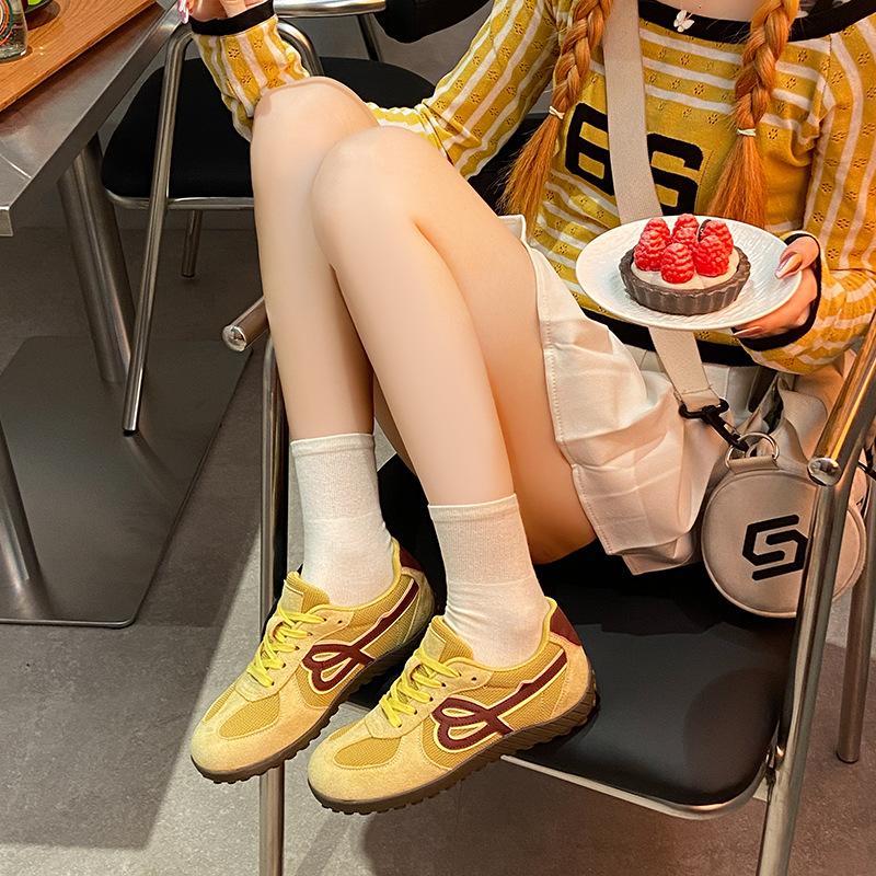 Korean version 2025 summer lightweight retro Forrest Gump board shoes women's sand gray mesh breathable casual sports training shoes