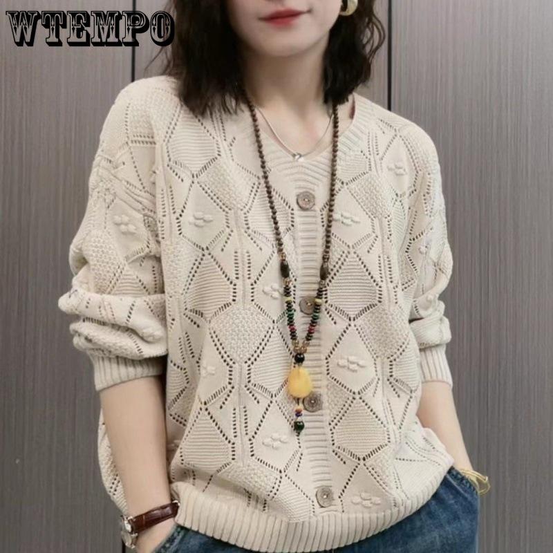 Spring and Autumn Casual Hollow Out Long Sleeved Sweater for Women V-neck Loose Solid Color Sweater for Women