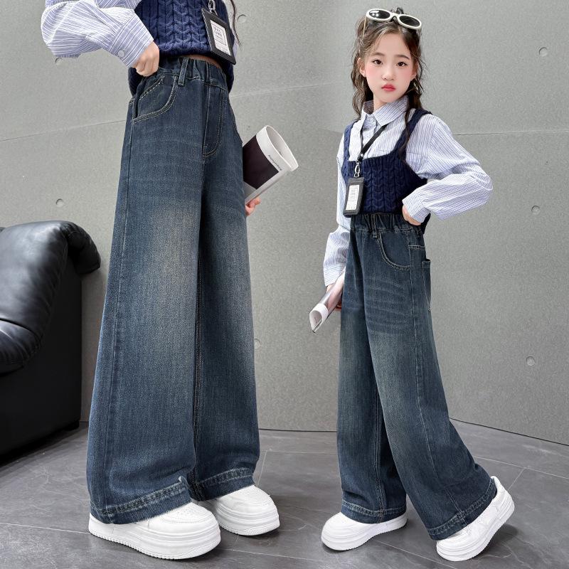

Girls Stylish Wide-Leg Jeans with Pocket Embroidery - Autumn 2025 Collection 170 cm