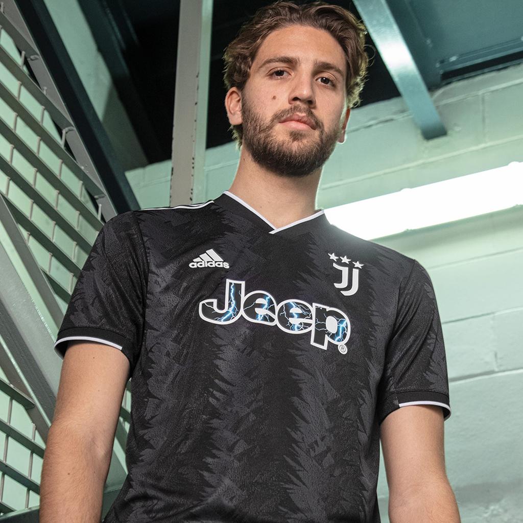 adidas Juventus Soccer Jerseys Men's Black Moderate HD2014