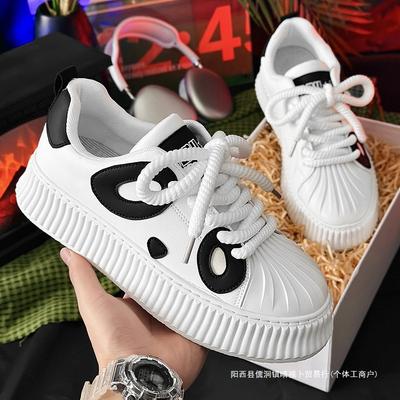 Black and White Biscuit Shoes Internet Celebrity White Shoes Men's 2025 Spring Big Head Thick Sole Ugly Cute Shoes Versatile Breathable Board Shoes